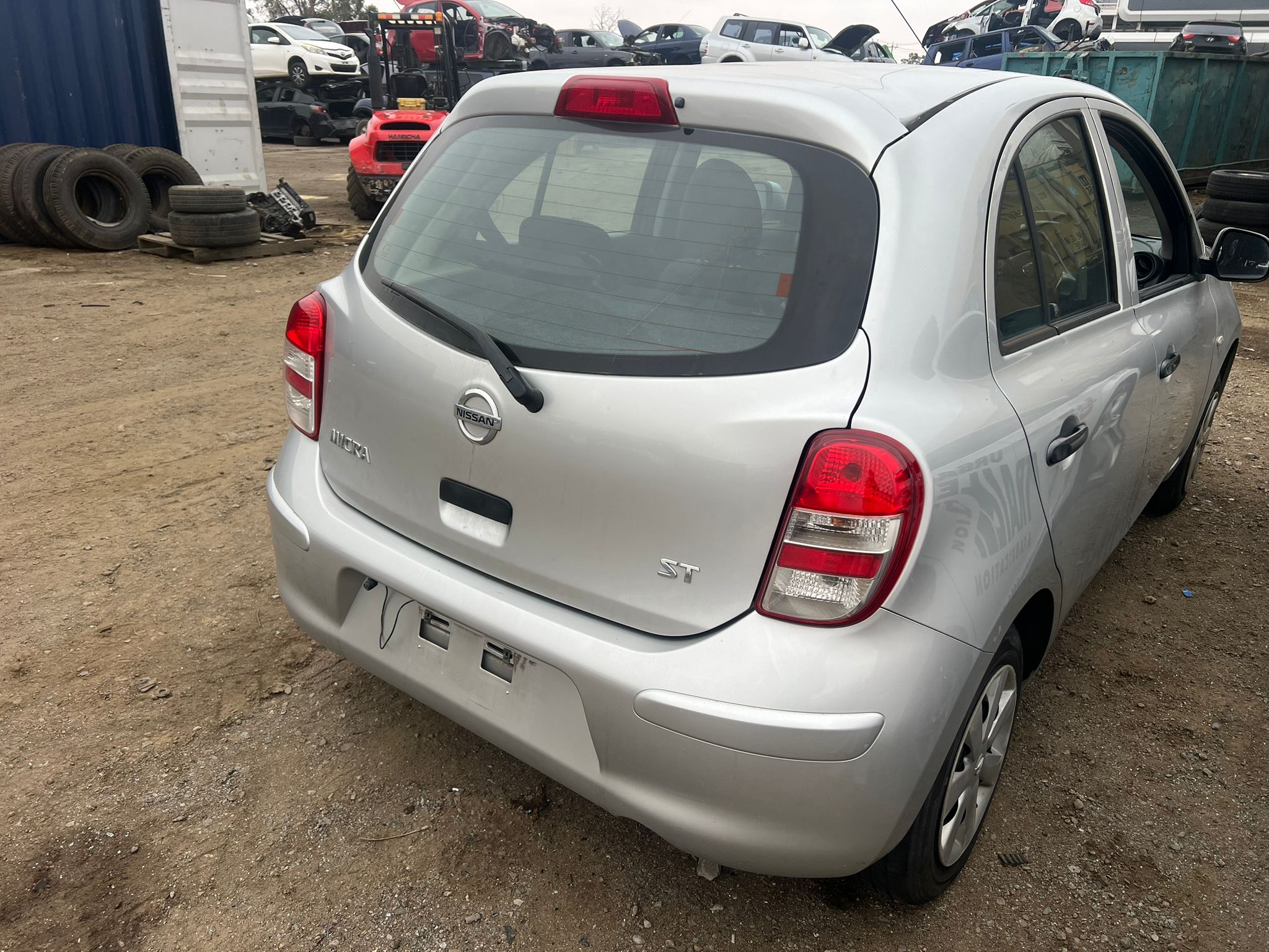 2013 Nissan Micra K13 Bonnet Lock/ Support